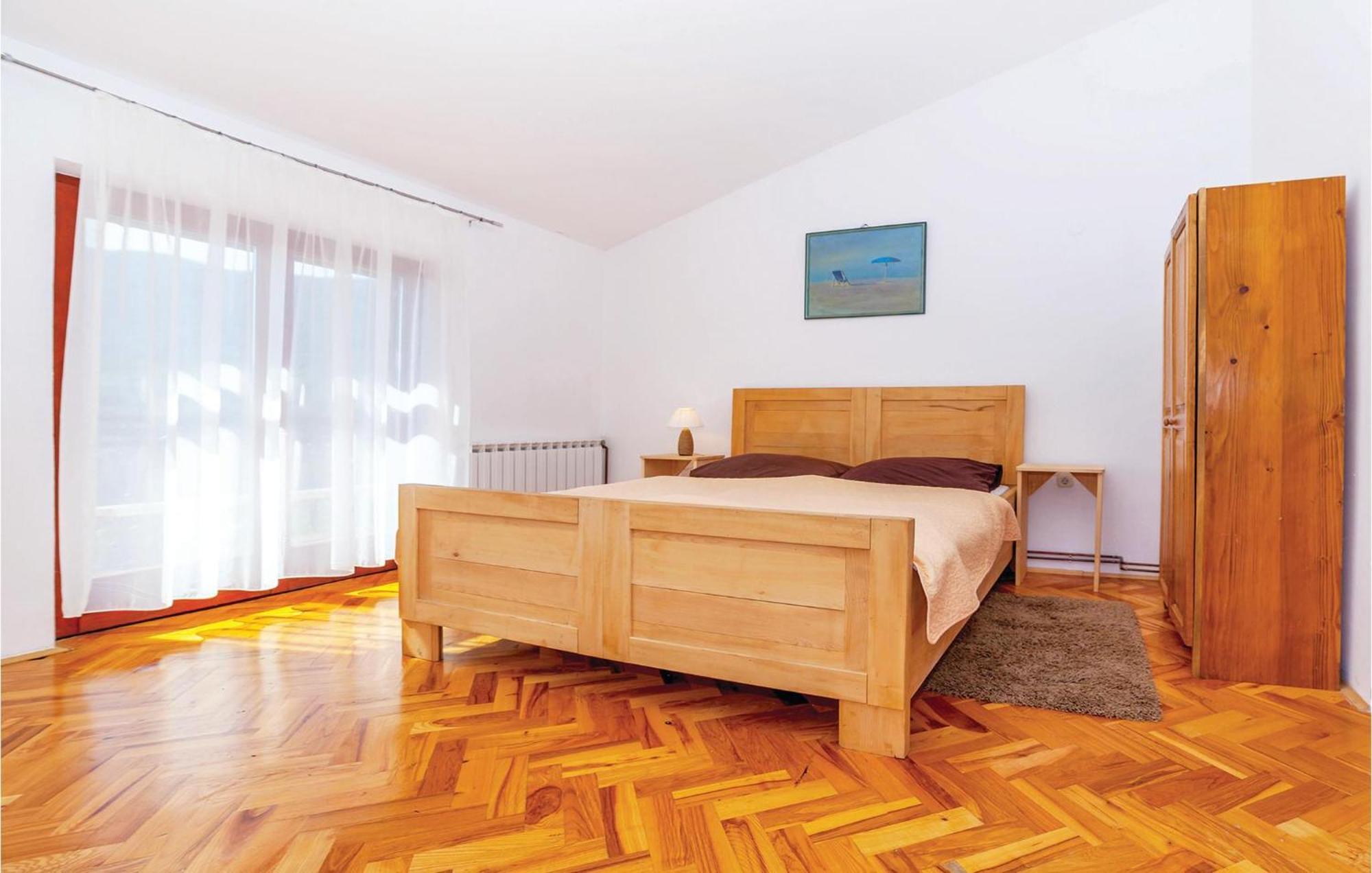 7 Bedroom Pet Friendly Home In Crni Kal Crni Kal  Ngoại thất bức ảnh
