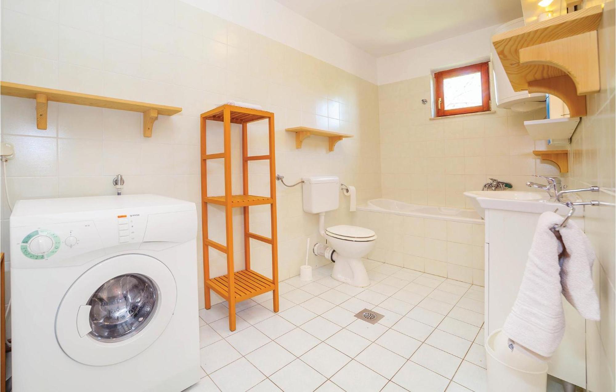 7 Bedroom Pet Friendly Home In Crni Kal Crni Kal  Ngoại thất bức ảnh