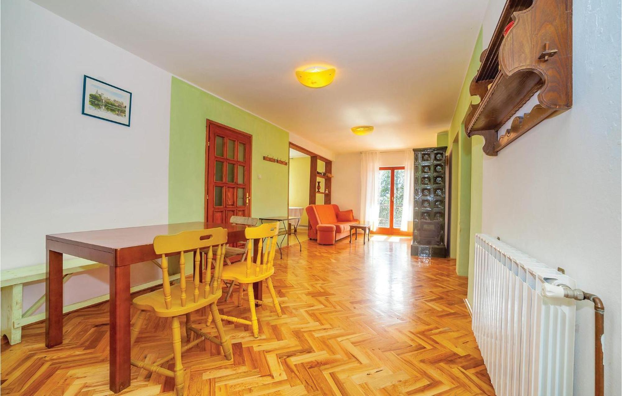 7 Bedroom Pet Friendly Home In Crni Kal Crni Kal  Ngoại thất bức ảnh